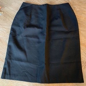 Suit skirt
